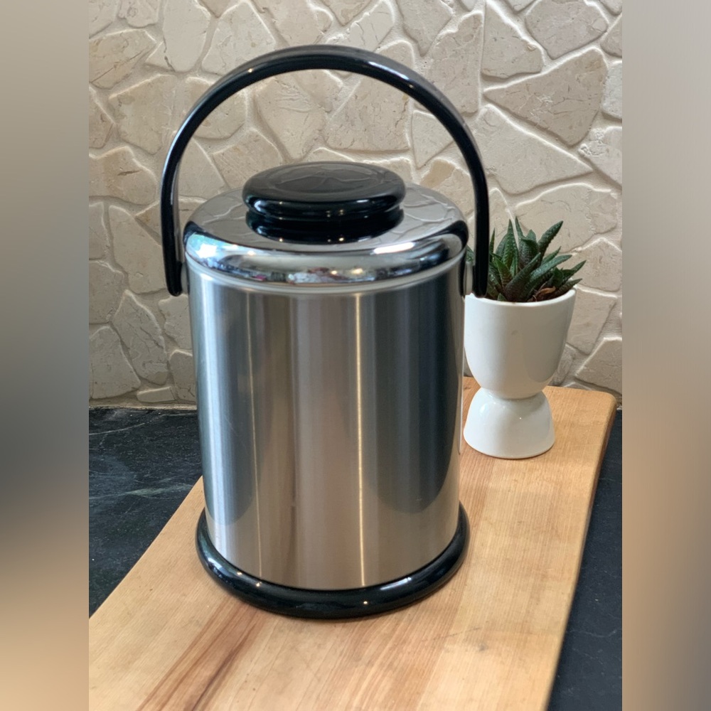 EVEREST | Vintage Chrome and Plastic Ice Bucket